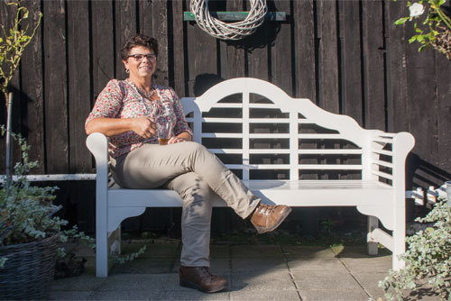 Eigenaresse van de camping: Leuntje Cijsouw